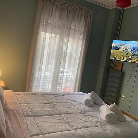 Cozy New Apartment Near The Beach Atena Exterior foto